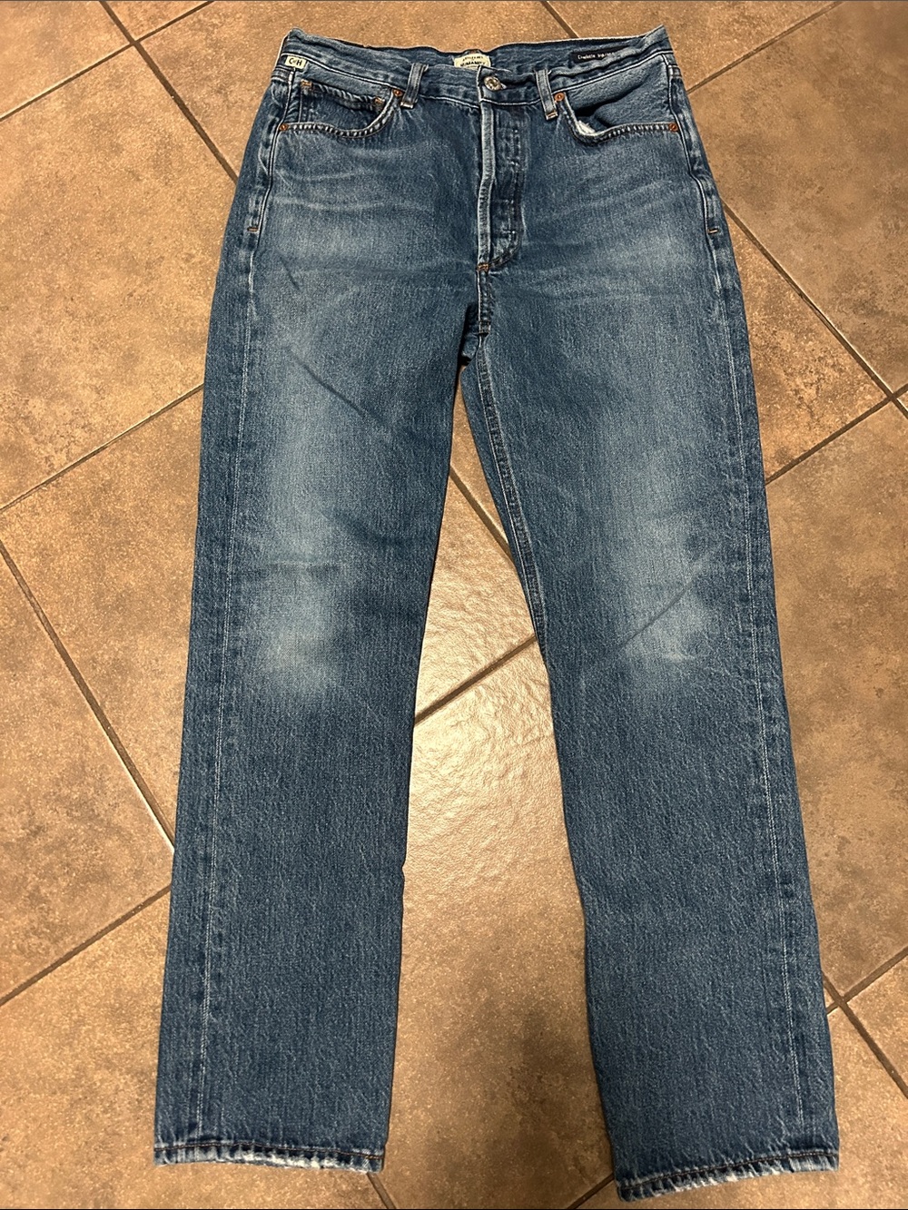 Citizens Of Humanity Straight-Leg Jeans in Faded Blue